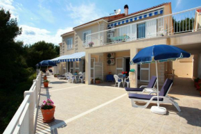 Apartments by the sea Sumartin, Brac - 2940